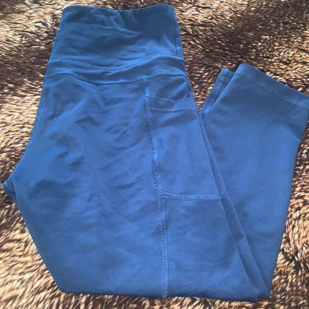 ZYIA light and tight Capri